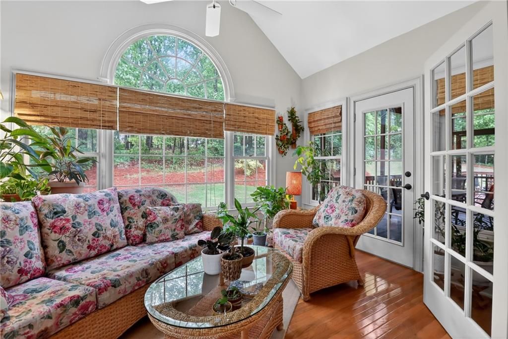 Image 13 of property listing at 1290 Oxford Drive SE, Conyers, GA 30013