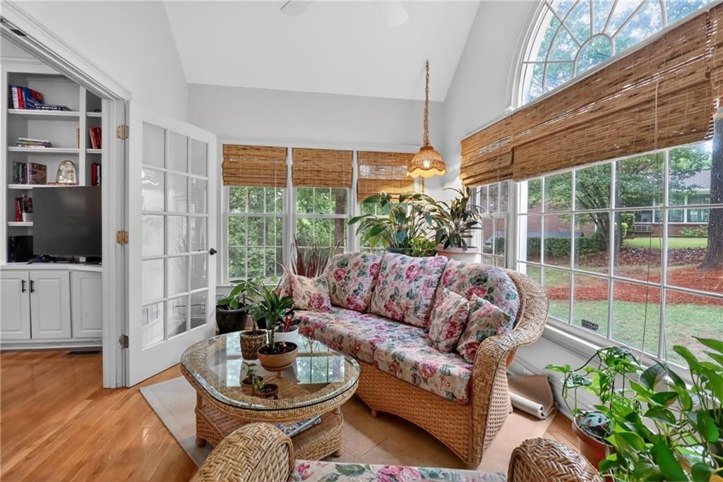Image 14 of property listing at 1290 Oxford Drive SE, Conyers, GA 30013