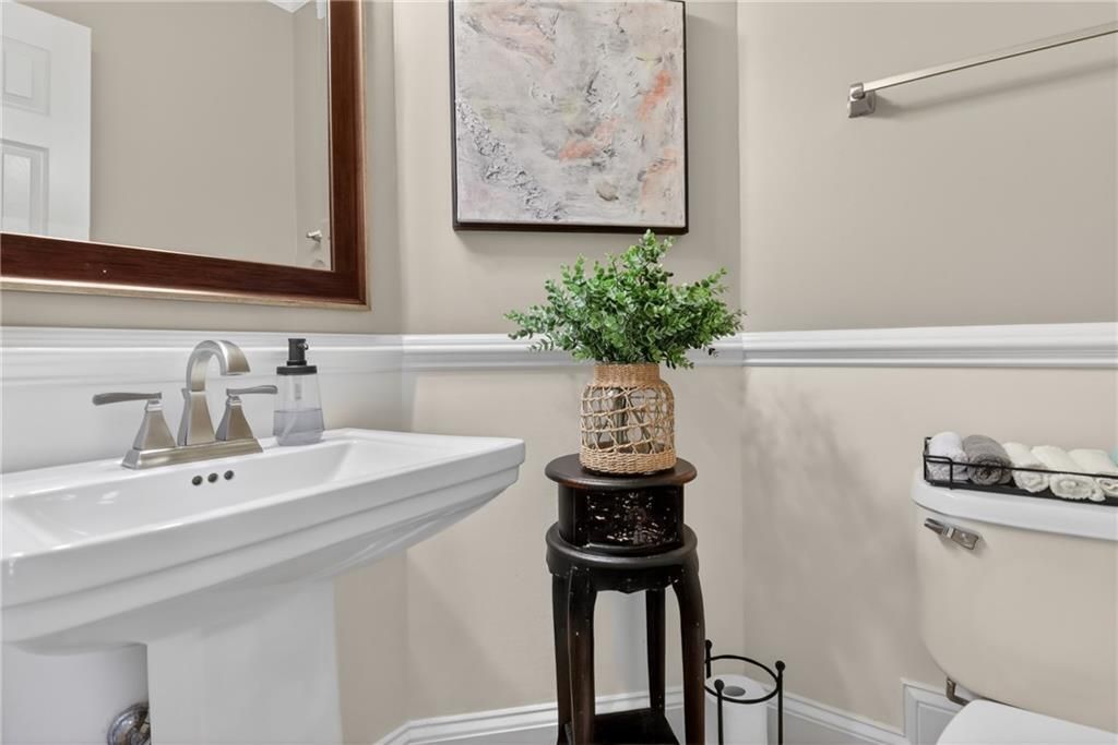 Image 18 of property listing at 1290 Oxford Drive SE, Conyers, GA 30013