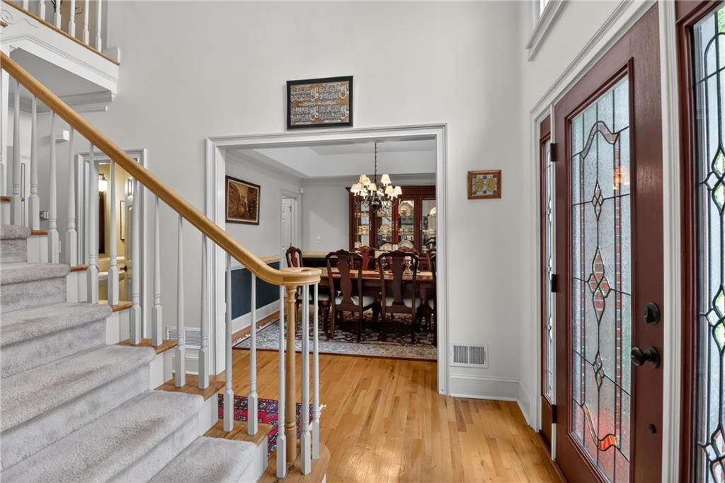 Image 6 of property listing at 1290 Oxford Drive SE, Conyers, GA 30013