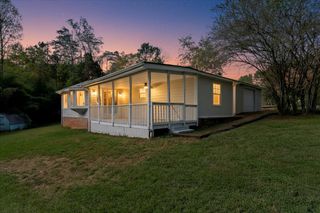 437 Windsor Point Loop, Wirtz, VA 24184