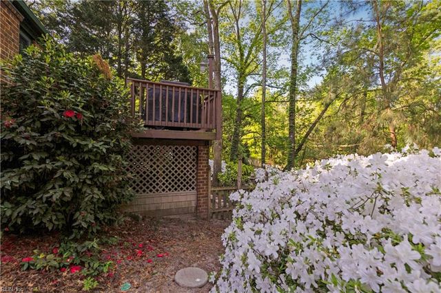 1905 Thomas Bishop LN, Virginia Beach, VA 23454