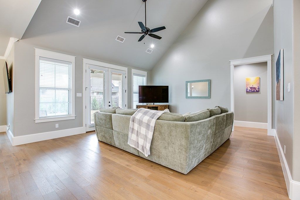 Image 15 of property listing at 1954 Beaty Rd, San Angelo, TX 76904