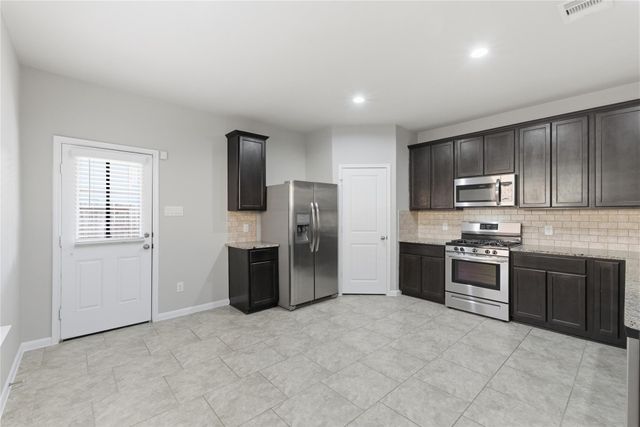 1611 N City Oaks Lane, Houston, TX 77047