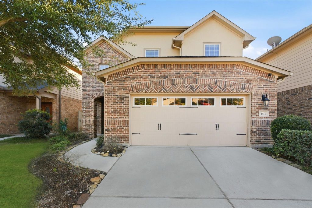 1611 N City Oaks Lane, Houston, TX 77047