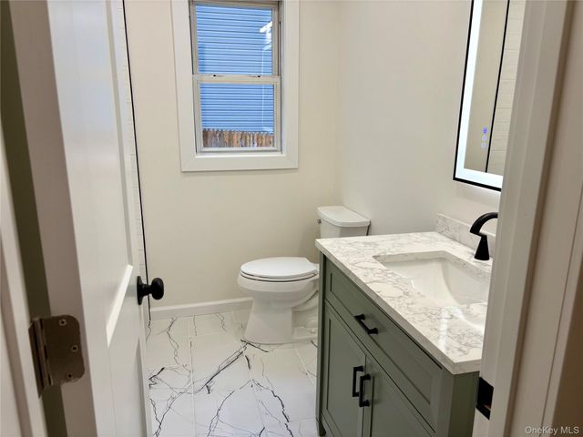 12 Hampton Road, Sound Beach, NY 11789