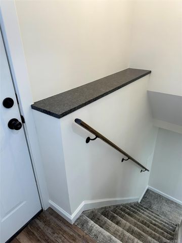 12 Hampton Road, Sound Beach, NY 11789