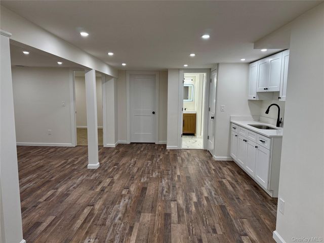 12 Hampton Road, Sound Beach, NY 11789