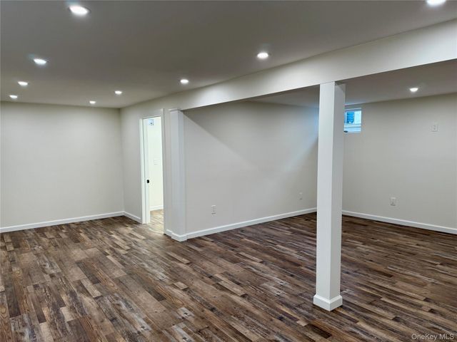 12 Hampton Road, Sound Beach, NY 11789