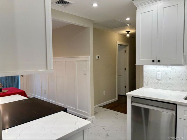 12 Hampton Road, Sound Beach, NY 11789