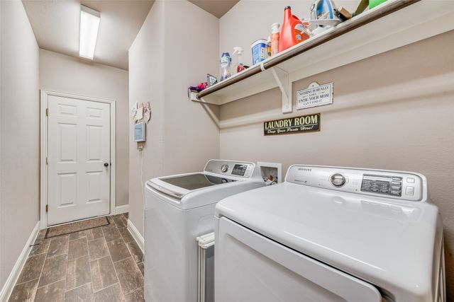 7156 Playa Imperial Lane, Grand Prairie, TX 75054