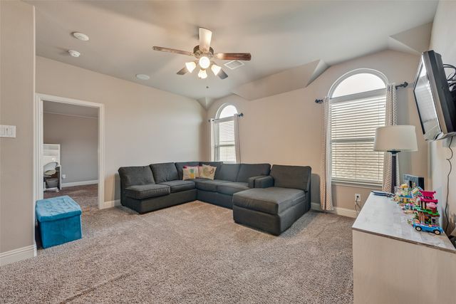 7156 Playa Imperial Lane, Grand Prairie, TX 75054