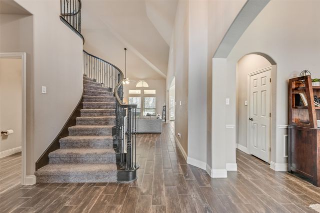 7156 Playa Imperial Lane, Grand Prairie, TX 75054