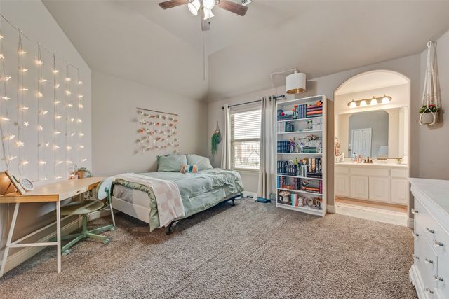 7156 Playa Imperial Lane, Grand Prairie, TX 75054