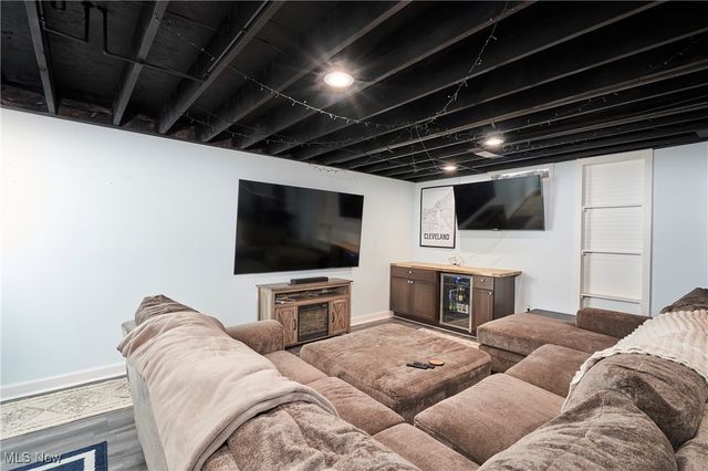 7840 Mccreary Road, Independence, OH 44131