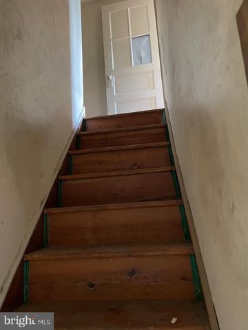 3900 5TH ST, Baltimore, MD 21225