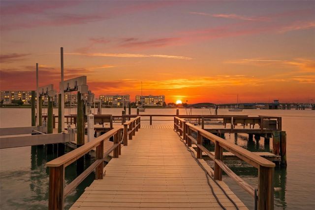 7740 BOCA CIEGA DRIVE 105, St Pete Beach, FL 33706