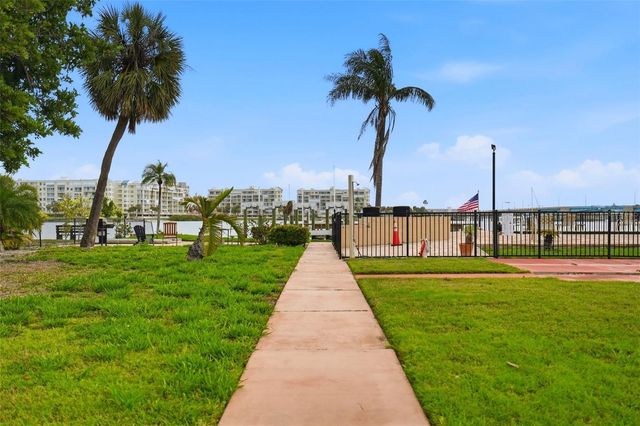 7740 BOCA CIEGA DRIVE 105, St Pete Beach, FL 33706