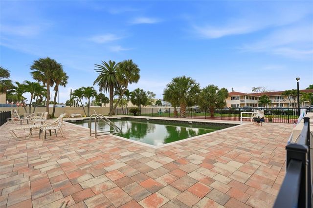 7740 BOCA CIEGA DRIVE 105, St Pete Beach, FL 33706