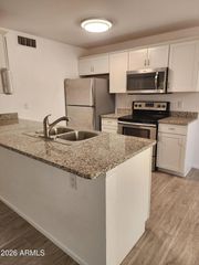 5236 W PEORIA Avenue 120, Glendale, AZ 85302