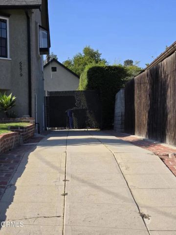 6279 Church Street, Los Angeles, CA 90042