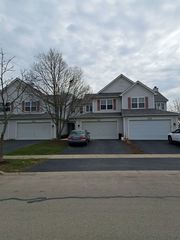 527 Horizon Drive A1, Bartlett, IL 60103