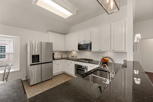 6944 Canyon Springs, Fort Worth, TX 76132