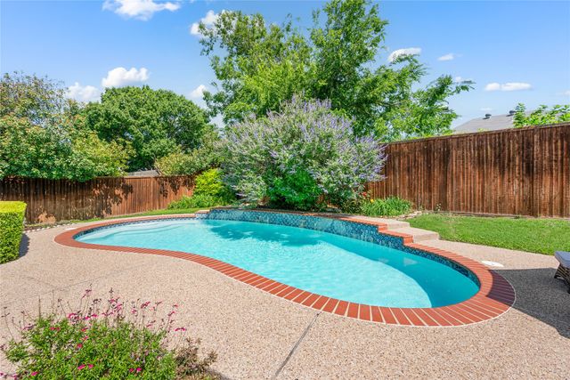 6944 Canyon Springs, Fort Worth, TX 76132