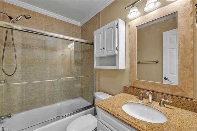 4113 Rundel LN, Virginia Beach, VA 23452
