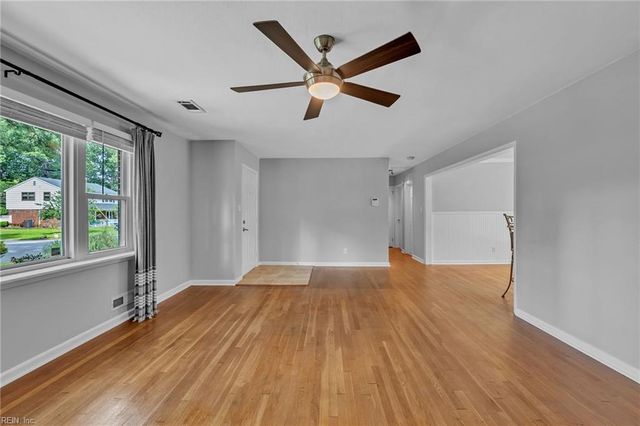 4113 Rundel LN, Virginia Beach, VA 23452