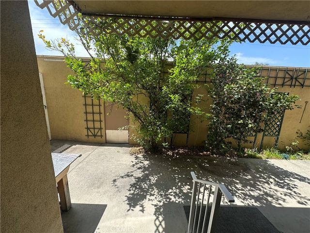 6225 Coldwater Canyon Avenue 117, North Hollywood, CA 91606