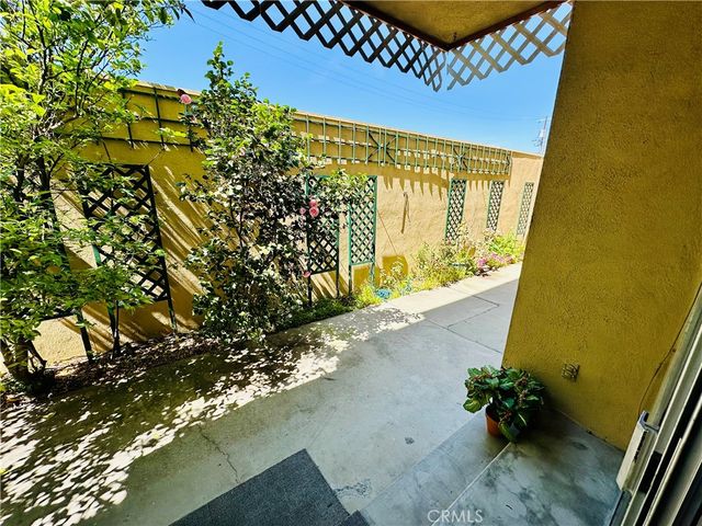 6225 Coldwater Canyon Avenue 117, North Hollywood, CA 91606
