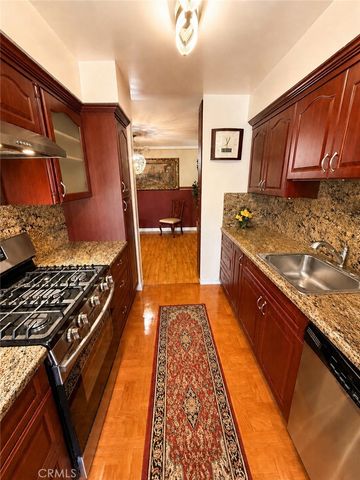 6225 Coldwater Canyon Avenue 117, North Hollywood, CA 91606