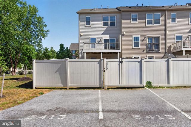 5413 DOUBLEDAY LN, Waldorf, MD 20602