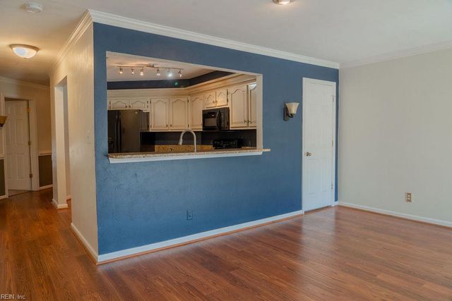 179 Harbor Watch DR, Chesapeake, VA 23322