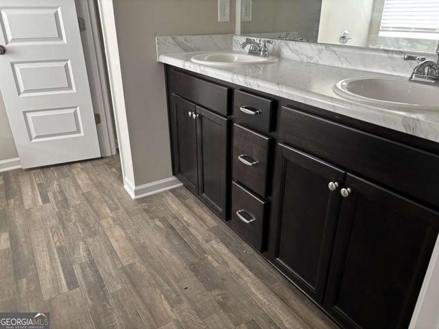 2217 Hastings Manor Court, Hampton, GA 30228