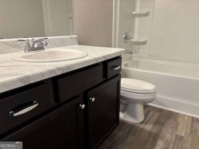 2217 Hastings Manor Court, Hampton, GA 30228