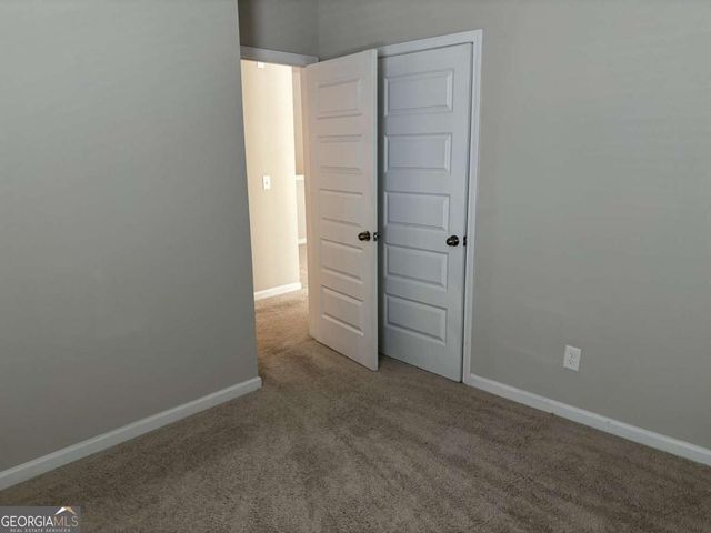 2217 Hastings Manor Court, Hampton, GA 30228