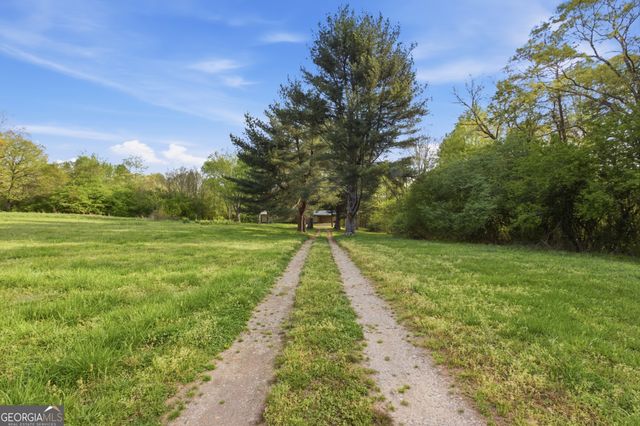 6668 Belton Bridge Road, Lula, GA 30554