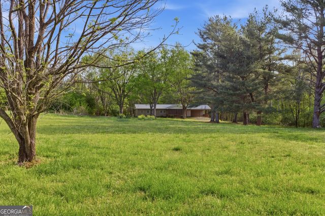 6668 Belton Bridge Road, Lula, GA 30554