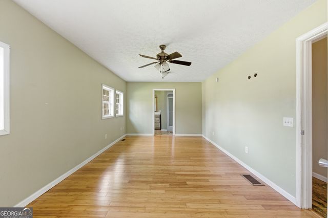 6668 Belton Bridge Road, Lula, GA 30554