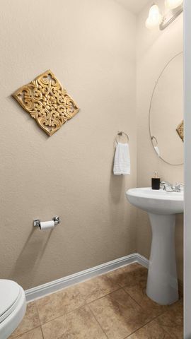 109 Hunts Link RD, Dripping Springs, TX 78620