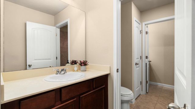 109 Hunts Link RD, Dripping Springs, TX 78620