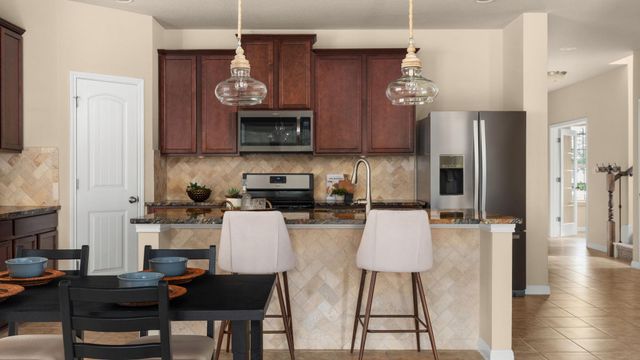 109 Hunts Link RD, Dripping Springs, TX 78620