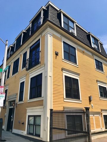 360-362 Dorchester St. 3, Boston, MA 02127