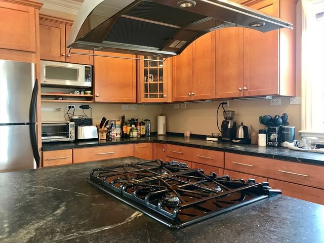 360-362 Dorchester St. 3, Boston, MA 02127