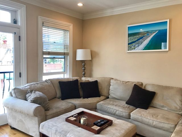 360-362 Dorchester St. 3, Boston, MA 02127