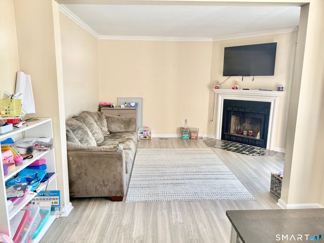 11 Lilac Drive B, Seymour, CT 06483