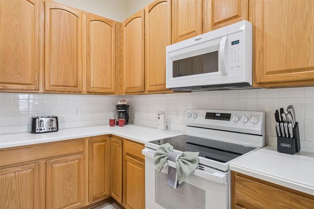 117 N HAMPTON DRIVE, Davenport, FL 33897