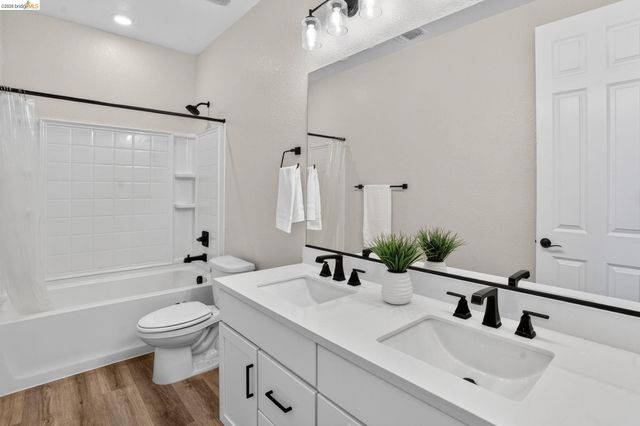 1885 Water St, Brentwood, CA 94513